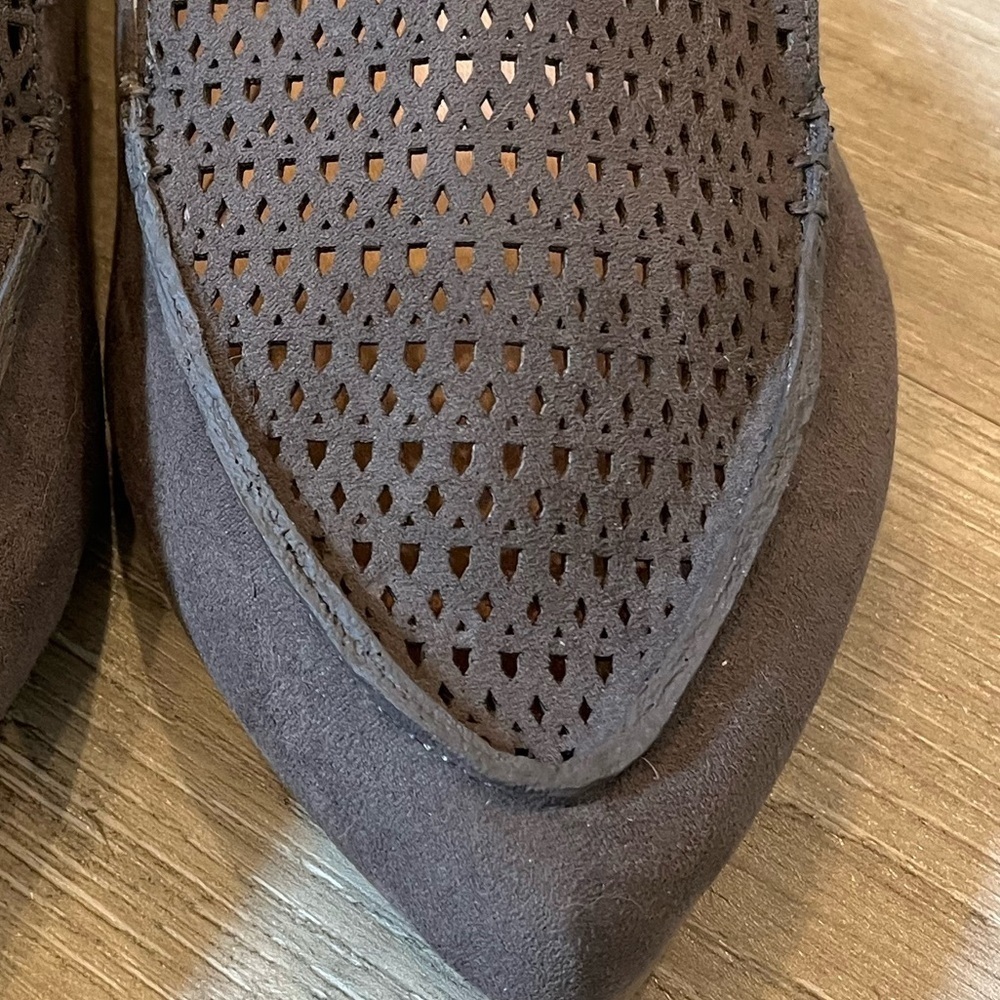 Torrid Perforated Taupe Brown Loafers 9W - Picture 14 of 15